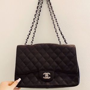 Chanel Vintage Classic Bag - Black